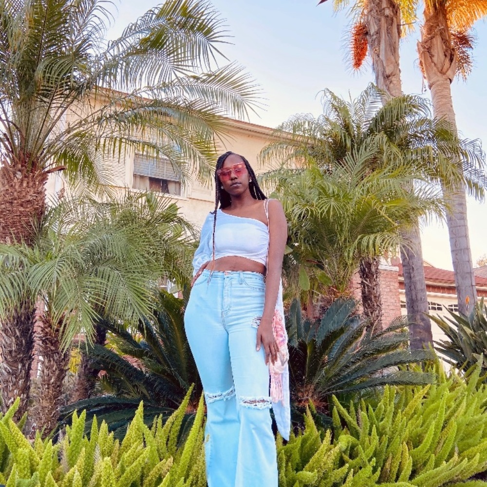 Wide leg denim jeans